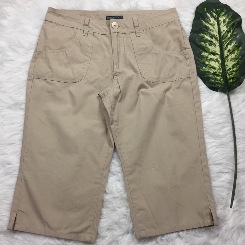 London & London beige Bermuda shorts size 12